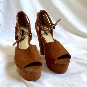 F21 Chestnut Peep Toe Platform Heel